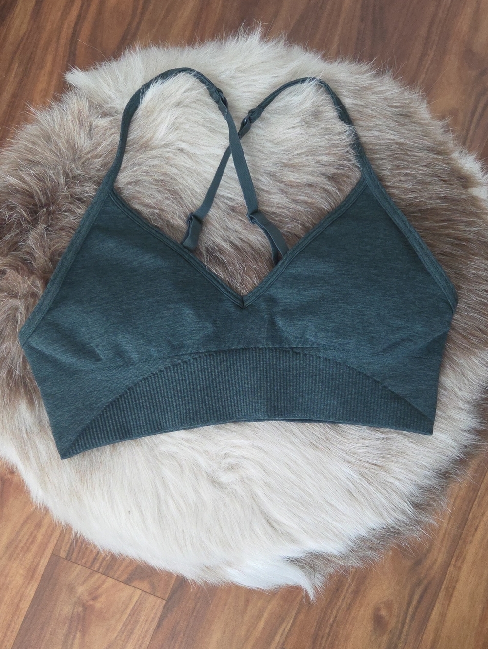 Lululemon V-Neck Bralette - Dark Heather Green M